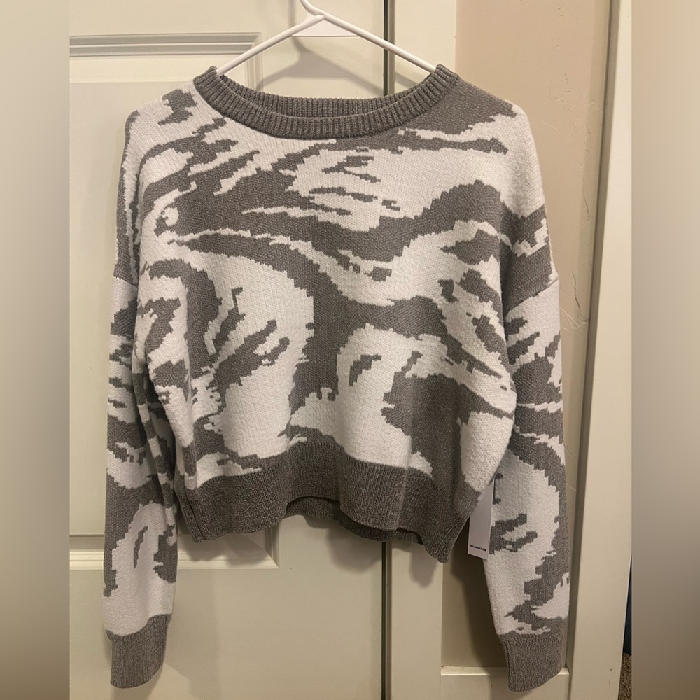 William rast sweater! NWT!